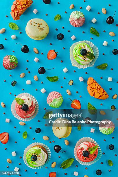 sweet pattern: cupcake - cherry on the cake stock pictures, royalty-free photos & images