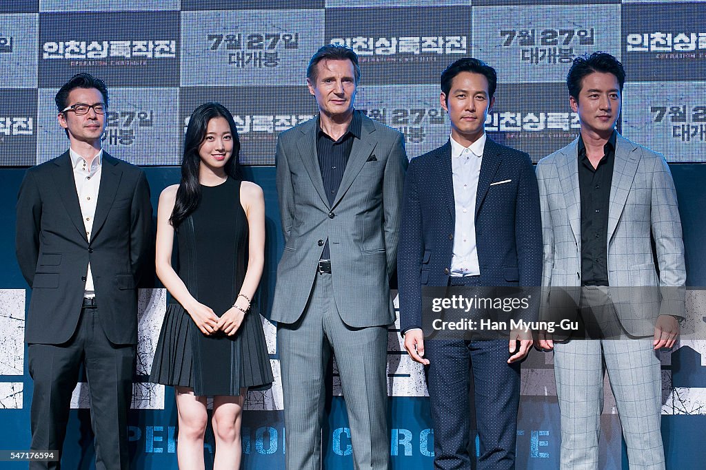 'Operation Chromite' Premiere In Seoul