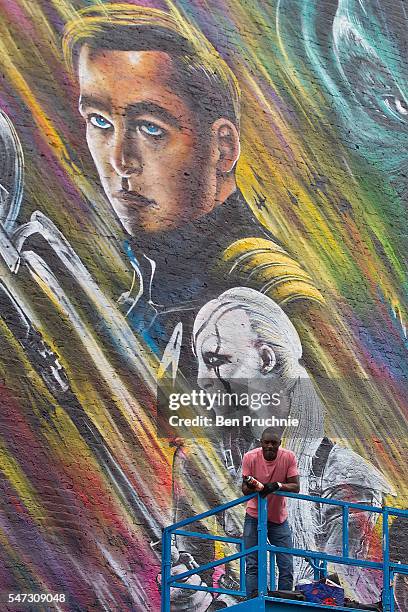 Idris Elba visits a street art mural promoting Star Trek Beyond in East London on July 14, 2016 in London, England.