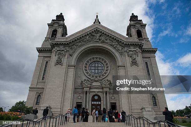 People arrive at the funeral of Philando Castile at the Cathedral of St. Paul on July 14, 2016 in St. Paul, Minnesota. Castile was shot and killed on...