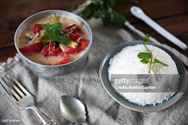vegetable itame and rice - rekha garton stock pictures, royalty-free photos & images