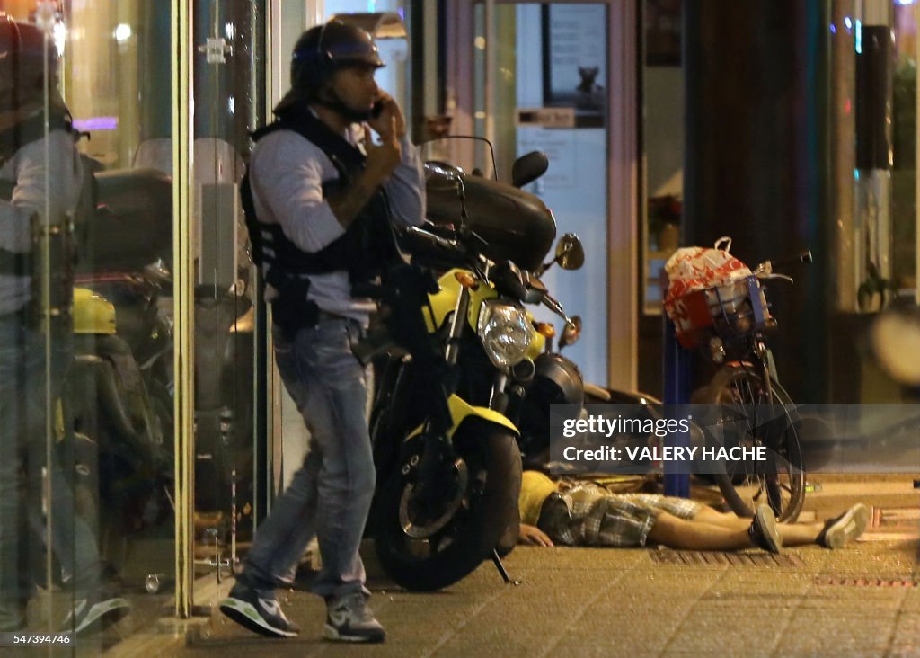 TOPSHOT-FRANCE-ATTACK