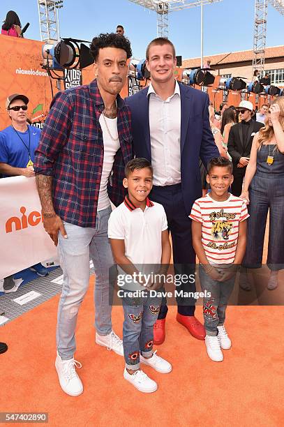 Player Matt Barnes and NFL player Rob Gronkowski attend the Nickelodeon Kids' Choice Sports Awards 2016 at UCLA's Pauley Pavilion on July 14, 2016 in...