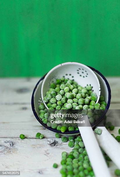 green pea - green pea stock pictures, royalty-free photos & images