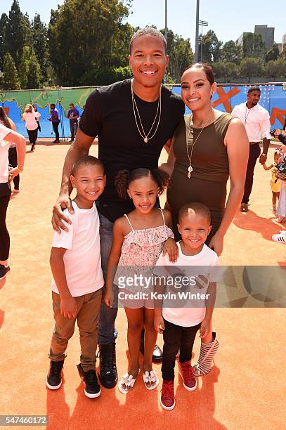 Player Marvin Jones and guests attend the Nickelodeon Kids' Choice Sports Awards 2016 at UCLA's Pauley Pavilion on July 14, 2016 in Westwood,...
