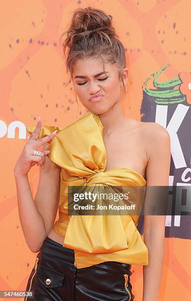 Zendaya arrives at Nickelodeon Kids' Choice Sports Awards 2016 at UCLA's Pauley Pavilion on July 14, 2016 in Westwood, California.