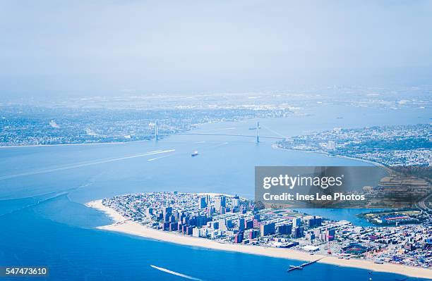 verrazano-narrows bridge of new york, usa - new jersey map stock pictures, royalty-free photos & images