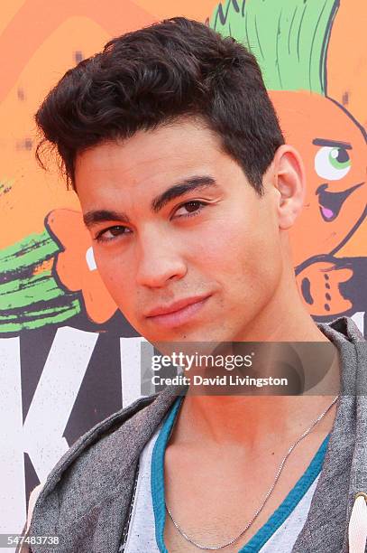 Actor Davi Santos arrives at the Nickelodeon Kids' Choice Sports Awards 2016 at the UCLA's Pauley Pavilion on July 14, 2016 in Westwood, California.