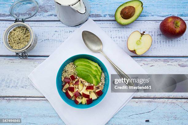 avocado apple muesli with hemp seeds - hemp seed fotografías e imágenes de stock