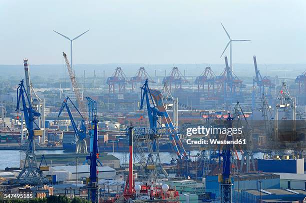 germany, hamburg, steinwerder, harbor and river elbe - port of hamburg stock pictures, royalty-free photos & images