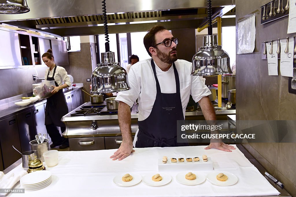 ITALY-GASTRONOMY-RESTAURANT-LIFESTYLE