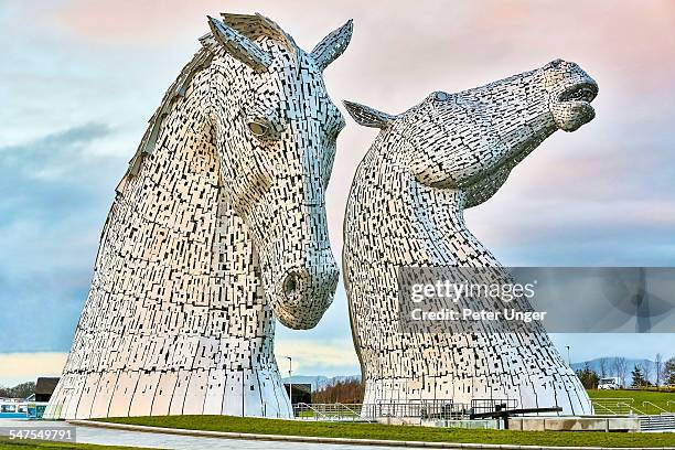 the kelpies,falkirk,scotland - kelpies stock pictures, royalty-free photos & images