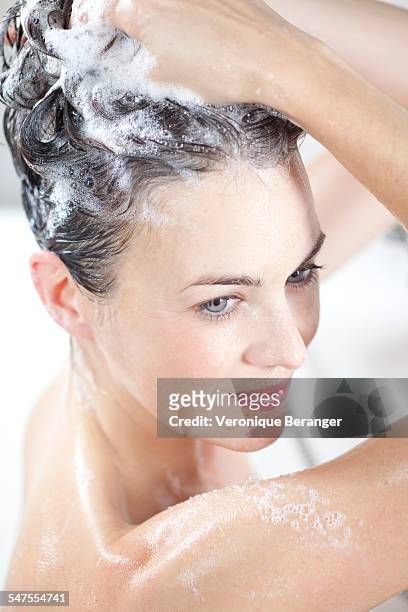 beauty care - shampoo stock-fotos und bilder