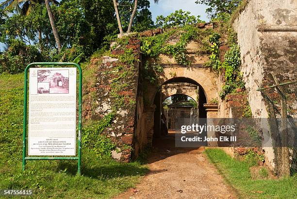 negombo dutch fort, entry - negombo stock pictures, royalty-free photos & images
