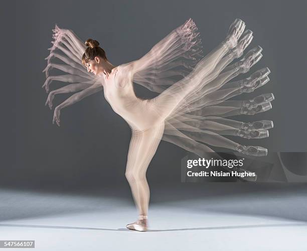 multiple exposure image of ballerina moving - mehrfachbelichtung bewegung stock-fotos und bilder