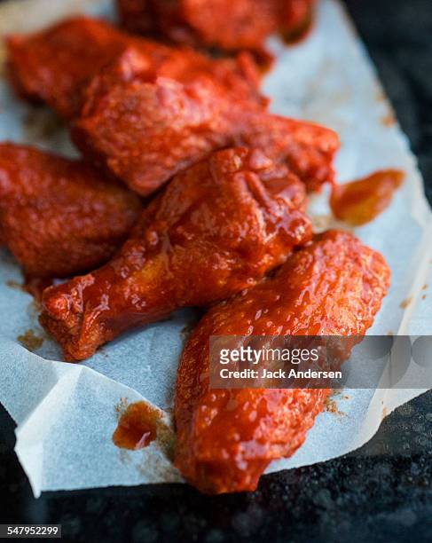 hot wings - buffalo chicken wings stock pictures, royalty-free photos & images