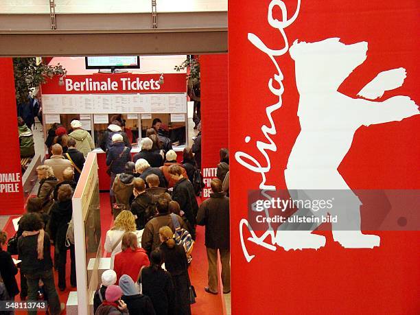 Germany - Berlin - Berlin: 59. International Filmfestival Berlinale 2009, ticket vendor at Potsdamer Platz Arkaden