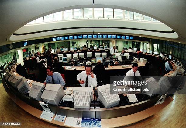 Blick in den Börsensaal der Börse im Ludwig-Erhard-Haus - Mai 1998