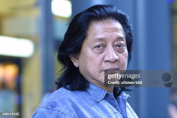 15 Ws Rendra Photos & High Res Pictures - Getty Images