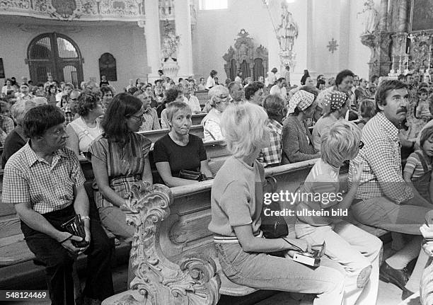 Holidays, tourism, Wies Church, sightseeing, tourists in leasurewear sit in pews, D-Steingaden, Pfaffenwinkel, Alpine foreland, Upper Bavaria,...