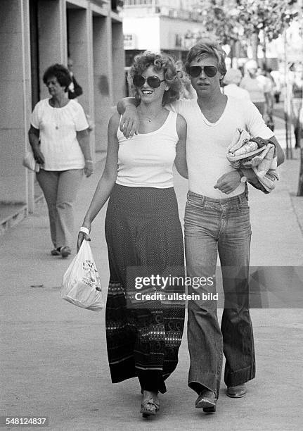 People, young couple, walking, embracement, aged 18 to 25 years, Spain, Balearic Islands, Majorca -