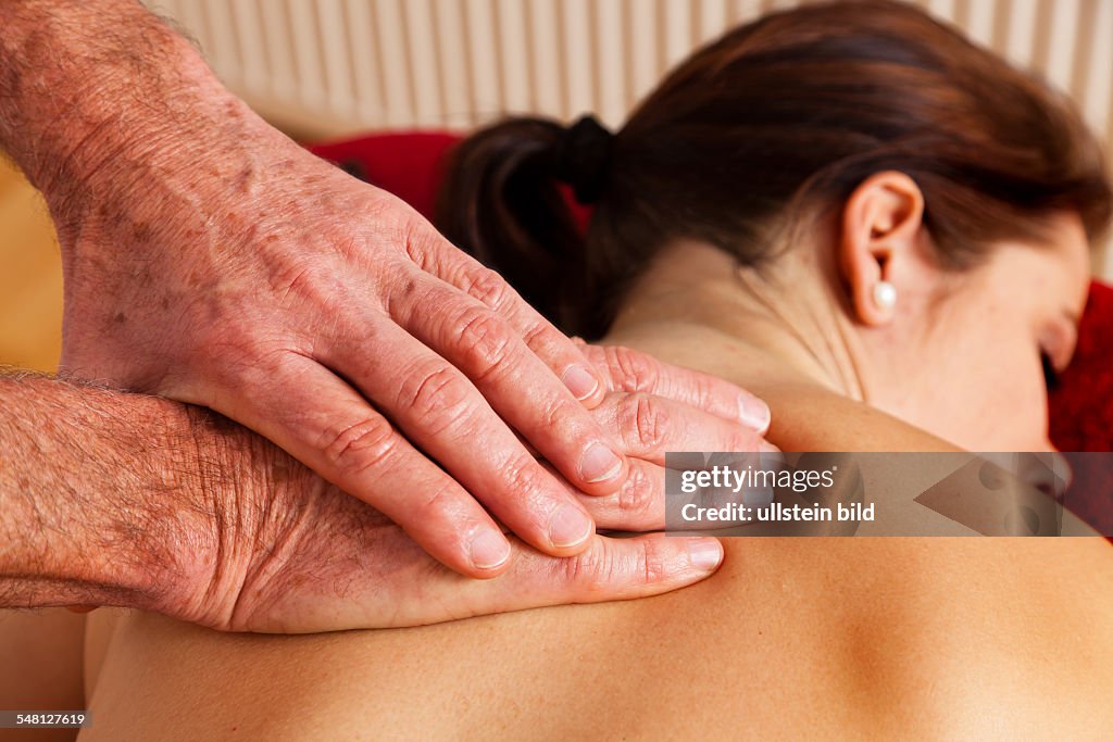 Alternative medicine, massage of the back - 02.03.2011