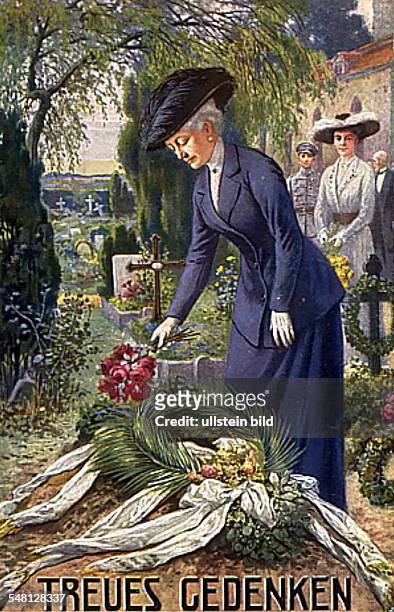 Germany : Patriotic postcards from WW I Empress Auguste Viktoria is laying a wreath at the grave of a killed German civilian who died during the...