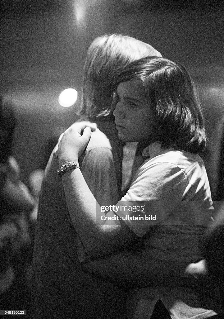 People, young couple in a disco, embracement, dancing, aged 16 to 20 years - 16.09.1973