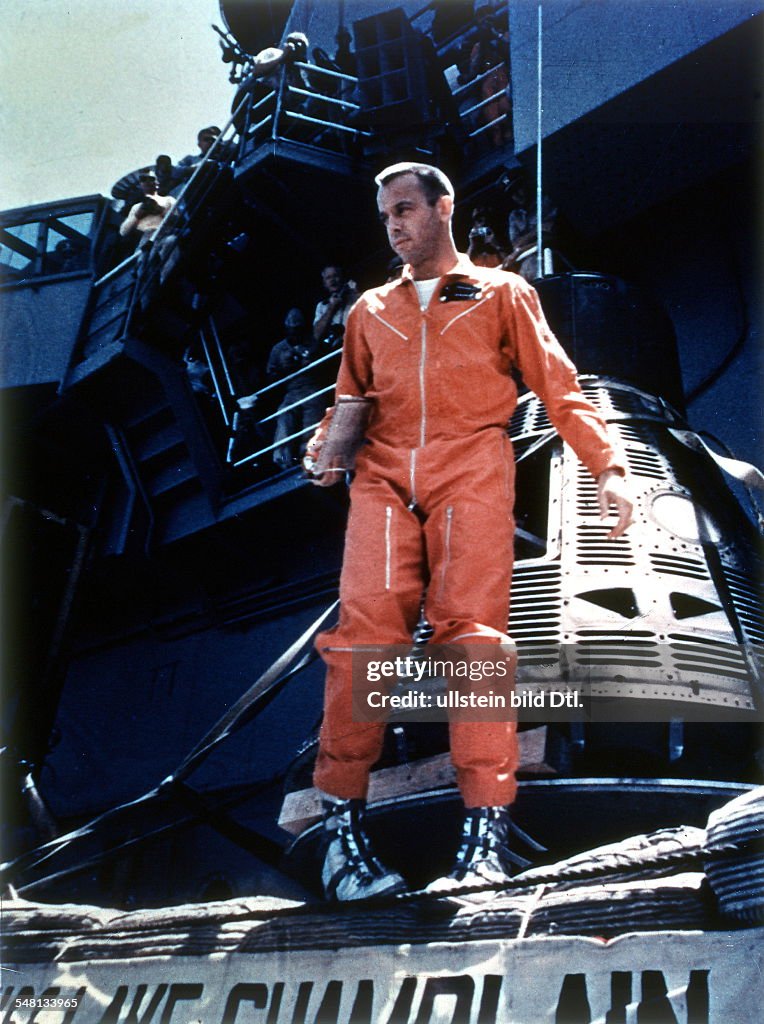 Manned spaceflight: Project Mercury of the USA