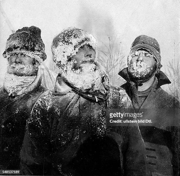 Alaska : Klondike Gold Rush, Alaska: gold seekers at - 62 degrees Celsius - 1906 - Photographer: Philipp Kester - Vintage property of ullstein bild