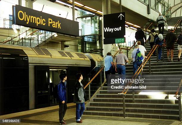 Olympic Park Station - Bahnhof auf dem Olympiagelände Homebush Bay - Innenansicht 2000