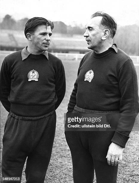 Puskas, Ferenc *-+ Fussballspieler, Fussballtrainer, Ungarn Mitglied d. Ungarischen Nationalelf 1945-1956 Mitglied d. Spanischen Nationalelf...
