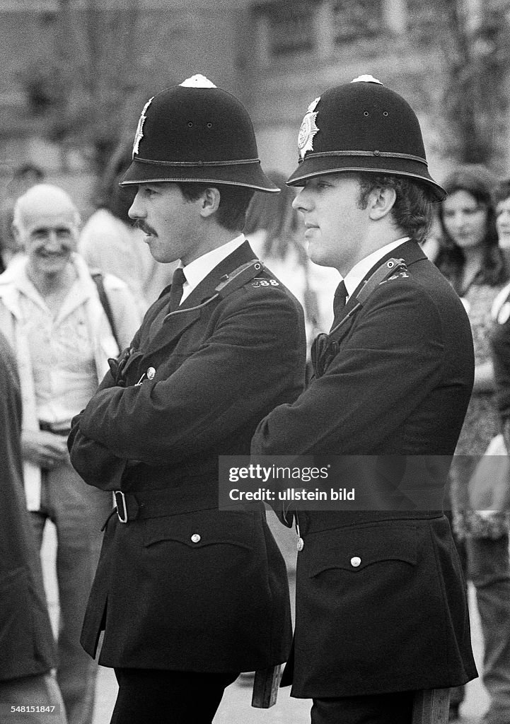 Police, two British policemen, Bobbies, aged 25 to 35 years, Great Britain, England, London - 02.06.1979