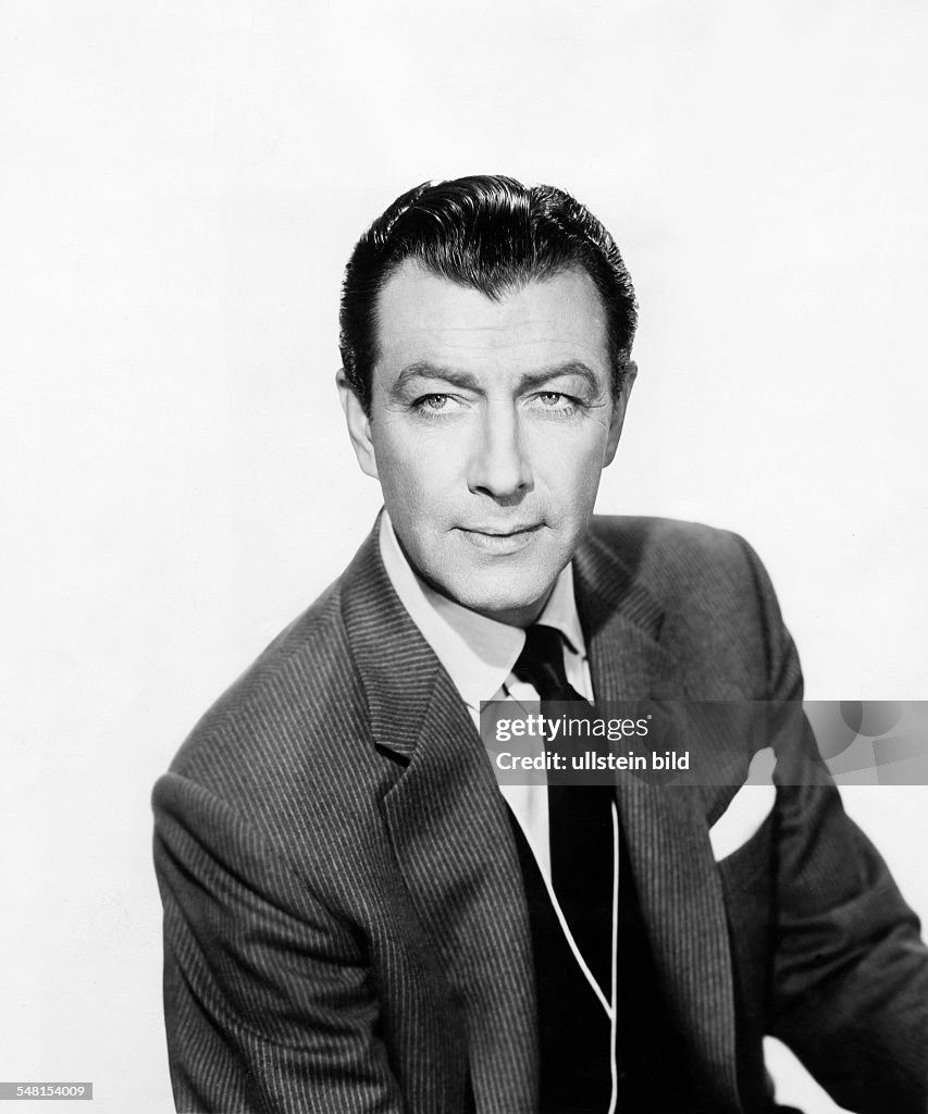 Taylor Robert Rothe Taylor, Robert *-+ Schauspieler, USA - Portrait - 1958 News Photo ...