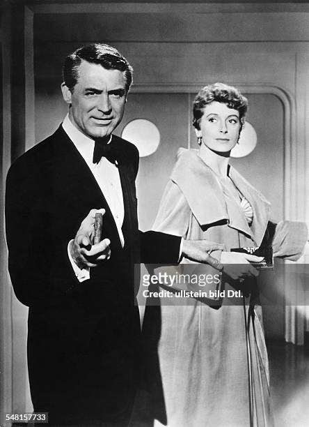 Grant, Cary *-+ Schauspieler, GB/ USA - mit Deborah Kerr in dem Film 'Die grosse Liebe meines Herzens', USA - 1957