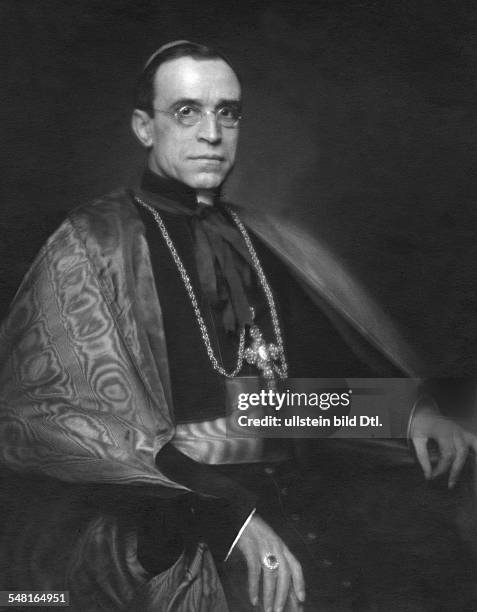 Pope Piux XII. *02.03.1876-+ Clergyman, Italy Pope 1939-1958 - knee-length portrait as the Nuntius Eugenio Pacelli - undated, about 1928 -...