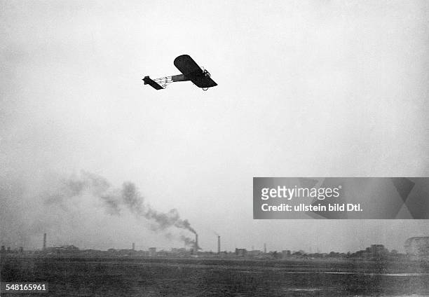 Bleriot, Louis - Engineer, Aviator, F *01.07.1872-+ The first flying tests: Bleriot in his monoplane XI stayed 6 - 7 minutes in the height of 40...