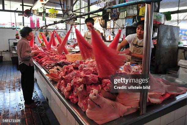 Thailand Chiang Mai Doi Saket - selling meat in the market hall