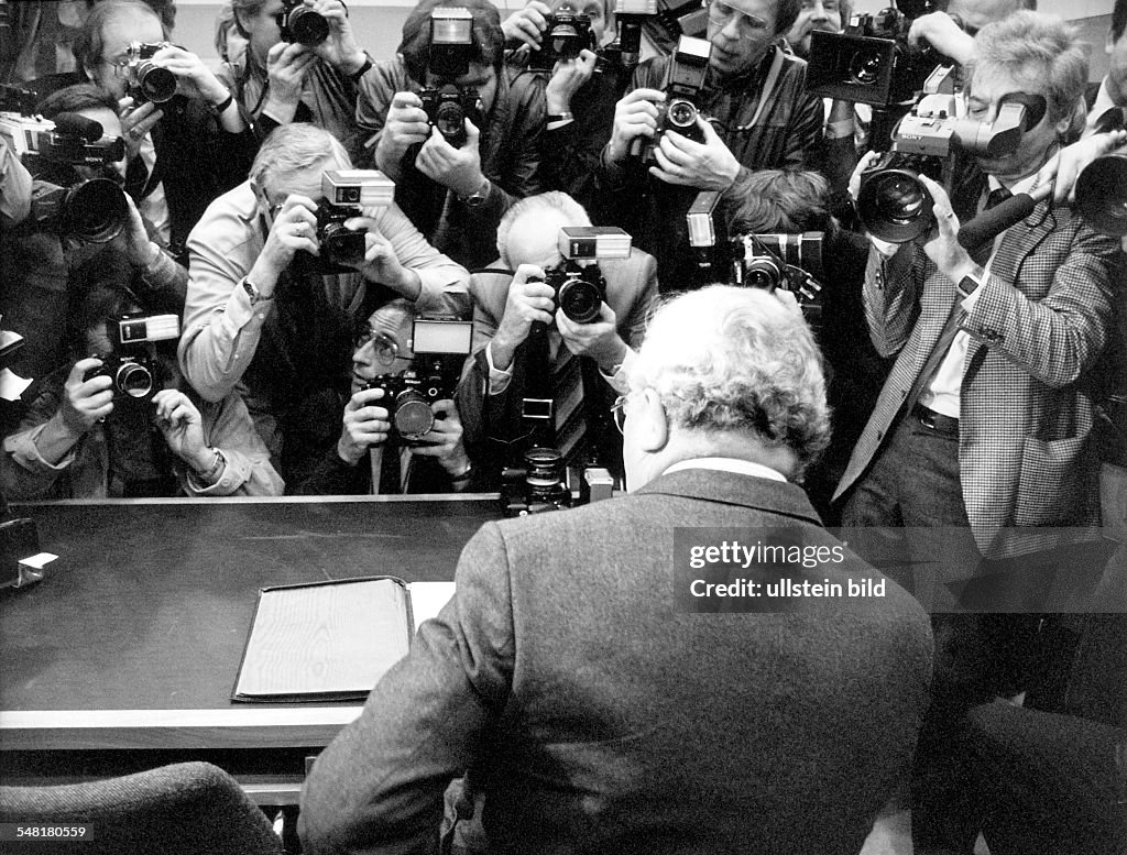 Barzel, Rainer - Politiker, D/ vor dem Flick-Untersuchungsausschuss