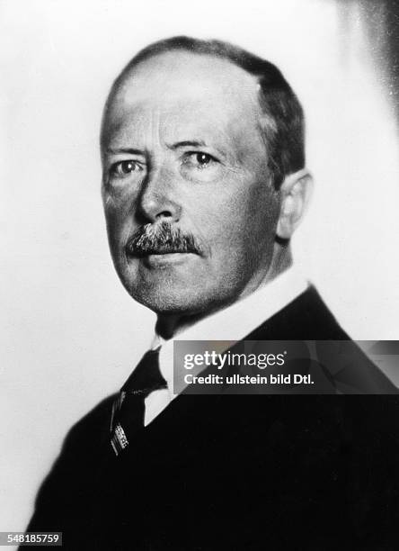 255 Walter Simons Photos & High Res Pictures Getty Images