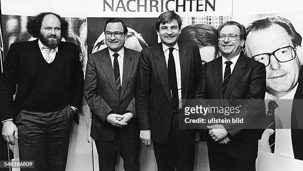 Landtagswahl 1984: Die Spitzenkandidaten der teilnehmenden Parteien v.l. Rezzo Schlauch , Ulrich Lang, Jürgen Morlok , Lothar Späth - März 1984