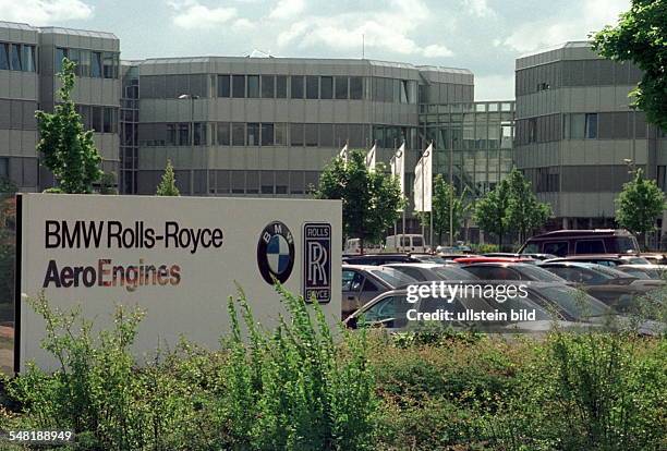 Aussenansicht der Firma BMW Rolls Royce Aero Engines in Dahlewitz / Brandenburg - 1999