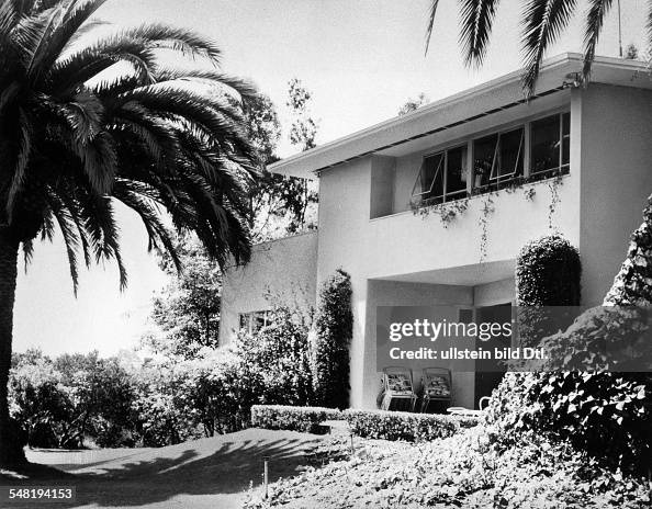 <english> Mann, Thomas - Writer, D *06.06.1875-12.08.1955+ Nobel Prize laureate 1929 - the house of Katja and Thomas Mann in Pacific Palisades, California - undated, about 1942 Vintage property of ullstein bild <english> Mann, Thomas - Writer, D *06.06.1875-12.08.1955+ Nobel Prize laureate 1929 - the house of Katja and Thomas Mann in Pacific Palisades, California - undated, about 1942 Vintage property of ullstein bild