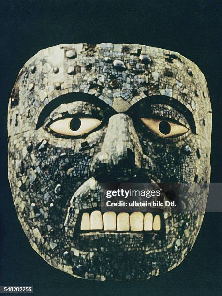 Prehispanic america, high culture regions, mexico, mesoamerica: art objects: Turquiose mosaic mask of aztec god 'Nanahuatzin' 1450/1520