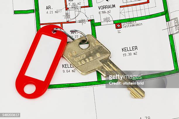 Symbolic photo residental lease, house purchase, owner-occupied flat, ground plan and keys