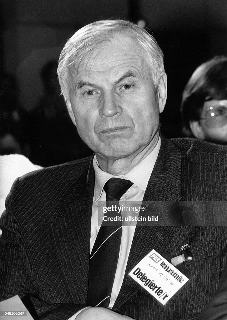 Modrow Hans Modrow *- Politiker, PDS, D Mitglied des Bundestags,... News Photo ...