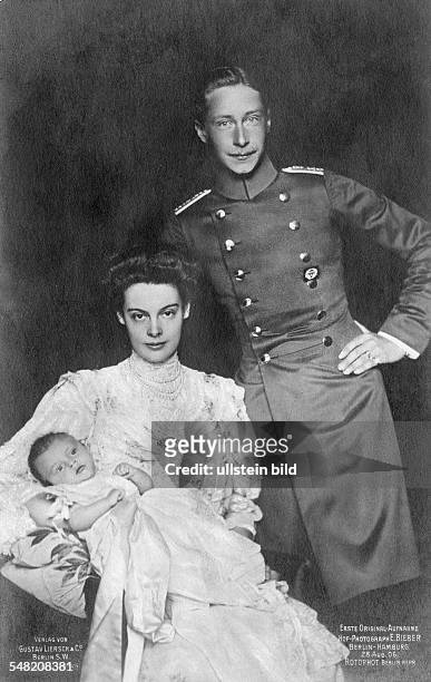 Mecklenburg-Schwerin, Cecilie of - Crown Princess of Prussia *20.09.1886-+ wife of Wilhelm of Prussia, Crown Prince - Crown Prince Wilhelm and...