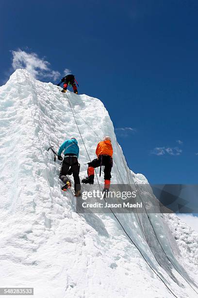 everest mountaineers - nepal - khumbu stockfoto's en -beelden