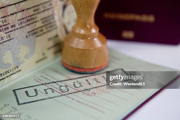 passport of germany stamped invalid - german passports stock-fotos und bilder