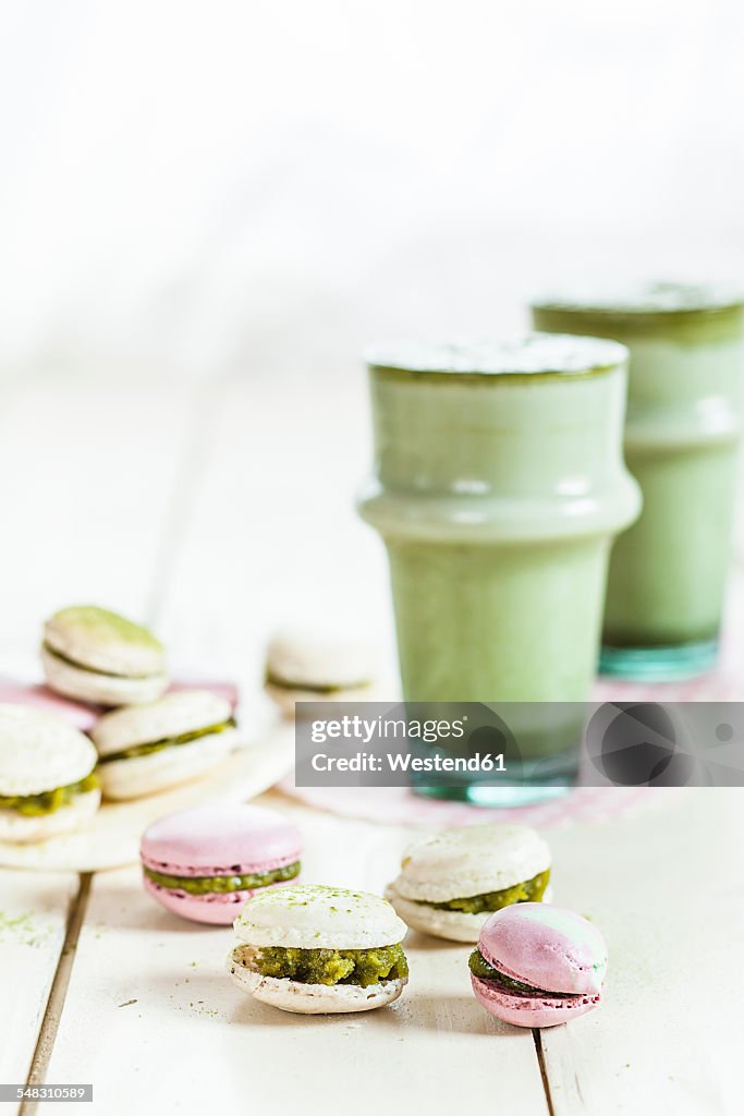 Matcha cappuccino, Macarons filled with matcha creme